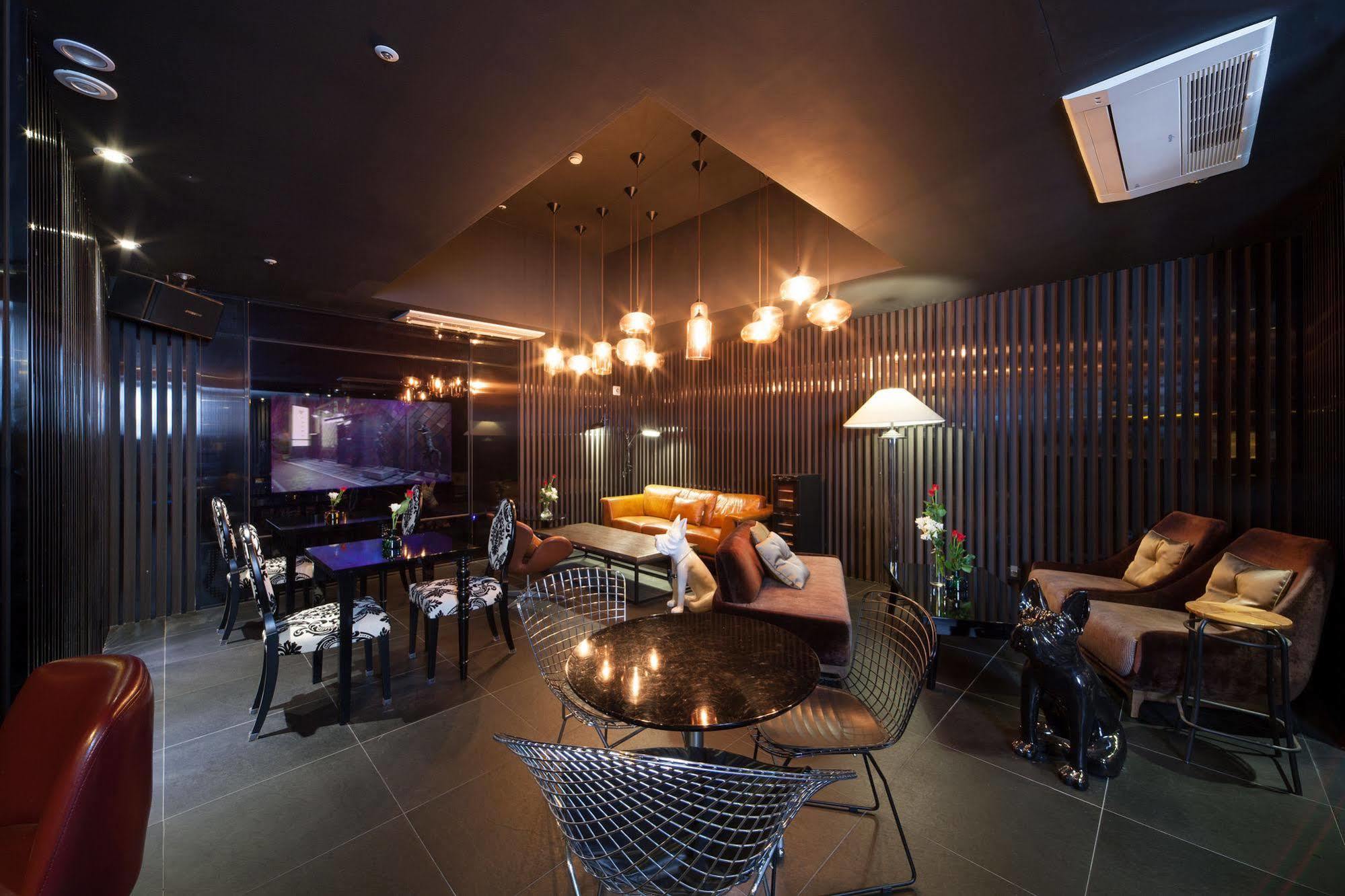 Hotel Lacky Теджон Екстер'єр фото